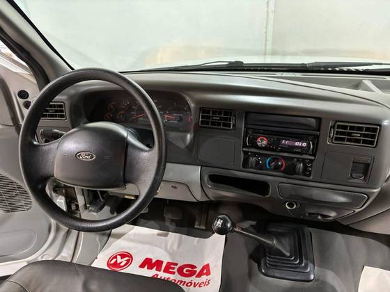 FORD F-250 4.2 XL 4X2 CS TURBO INTERCOOLER DIESEL 2P MANUAL